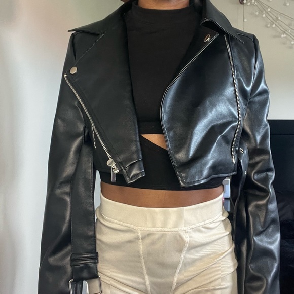 Cropped leather jacket - Picture 2 of 4